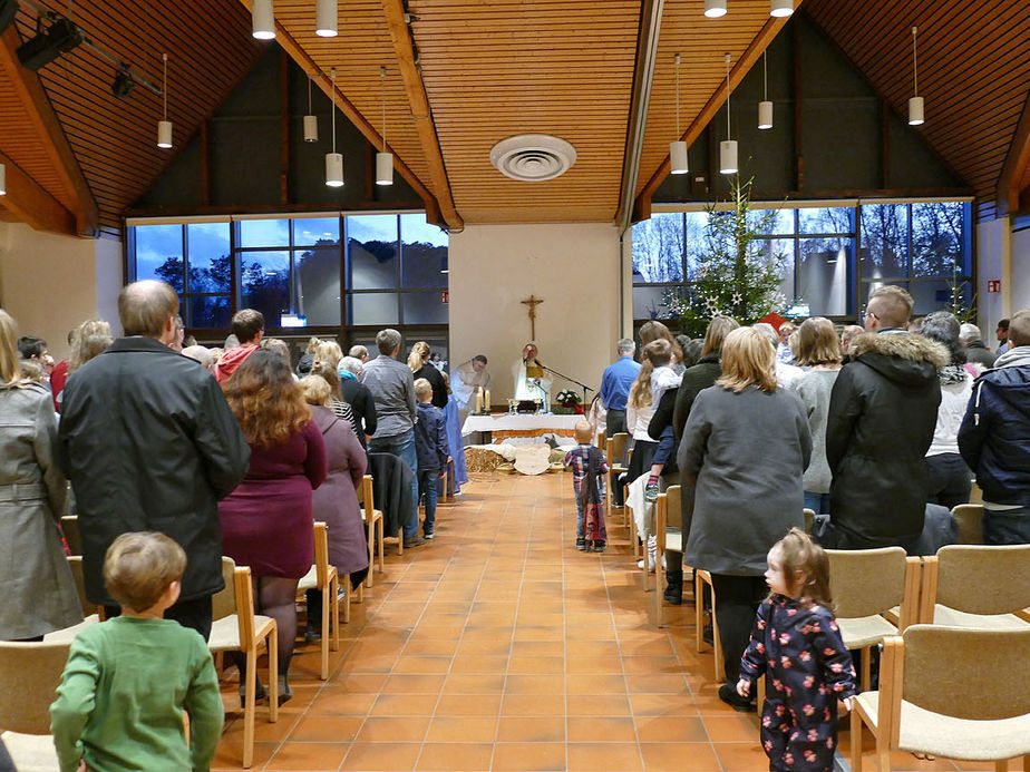 Kinderchristmette mit Krippenspiel (Foto: Karl-Franz Thiede)